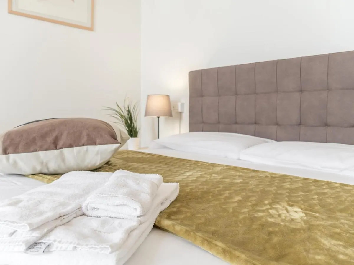 Riva Palace Apartments By Wonderful Italy Venedig 0*,